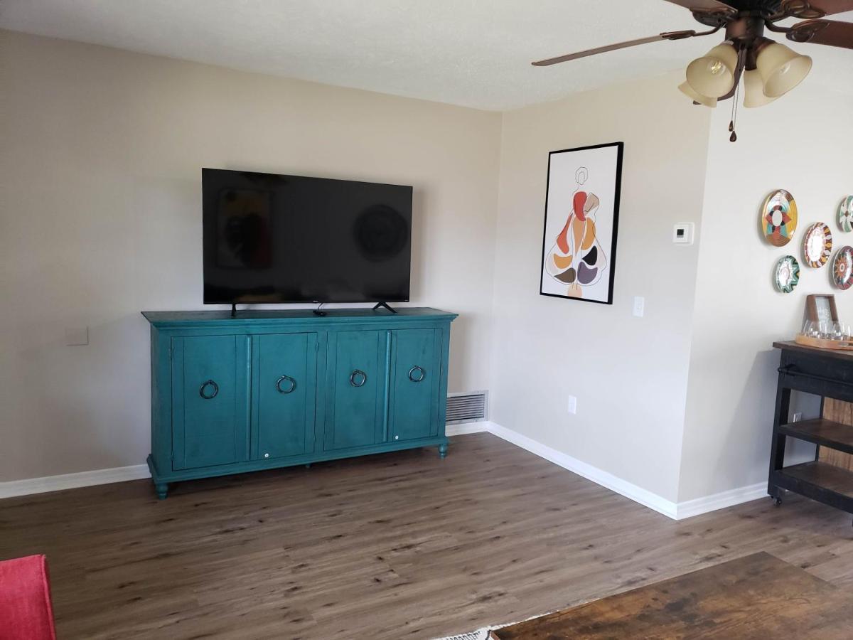 Shell Near The Sea, 2-Br Pet Friendly Home Венис Екстериор снимка