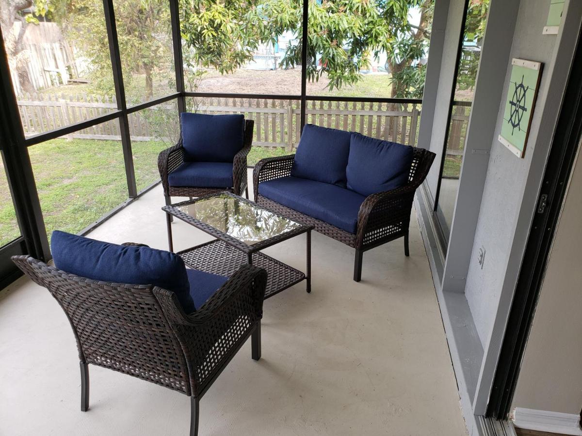 Shell Near The Sea, 2-Br Pet Friendly Home Венис Екстериор снимка